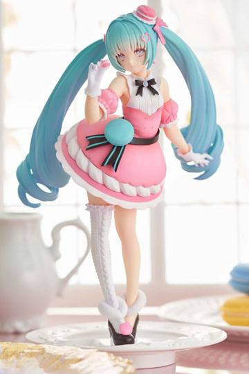FIgure: Hatsune Miku Exceed Creative PVC Statue Hatsune Miku Sweet Sweets Series Macaroon 21 cm