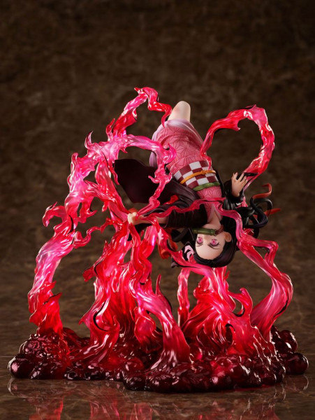 Figure: Demon Slayer: Kimetsu no Yaiba Statue 1/8 Nezuko Kamado Exploding Blood 20 cm