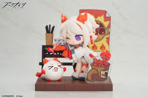 Figure: Arknights Would You Like A Dessert? Mini Series PVC Statue Special Arc Nian 10 cm