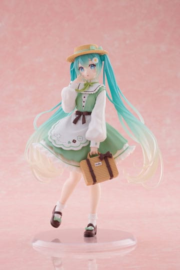 Figure: Hatsune Miku PVC Statue Hatsune Miku Fashion Country Ver. 18 cm